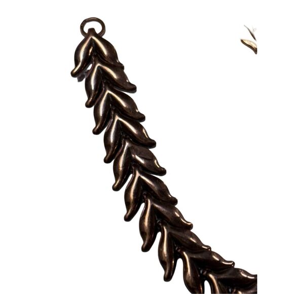 Renoir Copper Chevron Laurel Leaf Bracelet and Clip On Earrings Jewelry Set - Picture 5 of 13